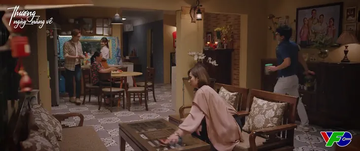 Thương ngày nắng về - Tập 33: Duy đến nhà ăn cơm, cơ hội vợ chồng Đức làm hòa - Ảnh 2. Thương ngày nắng về - Tập 33: Duy đến nhà ăn cơm, cơ hội vợ chồng Đức làm hòa - Ảnh 2.