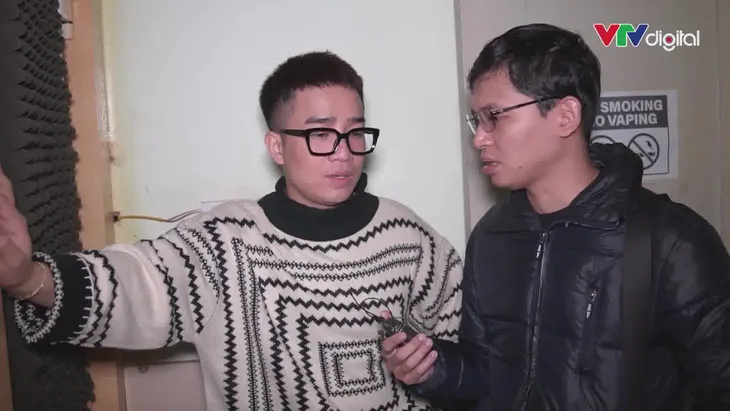 Táo quân tiền truyện - Tập 1: Thương ngày Táo về - Táo nào hát hay nhất? - Ảnh 9. Táo quân tiền truyện - Tập 1: Thương ngày Táo về - Táo nào hát hay nhất? - Ảnh 9.