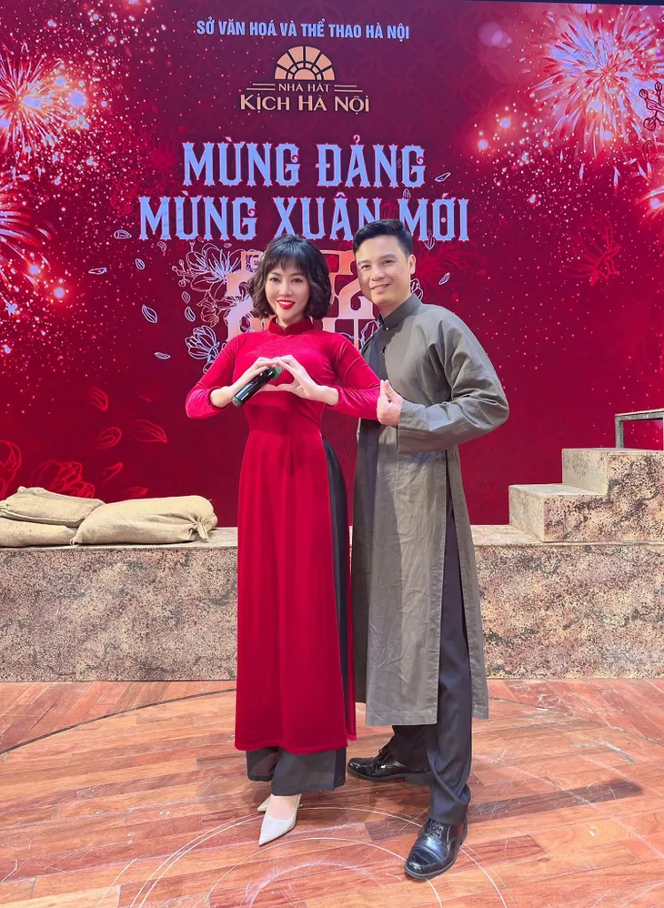 Diễn viên Việt những ngày cận Tết - Ảnh 2. Diễn viên Việt những ngày cận Tết - Ảnh 2.