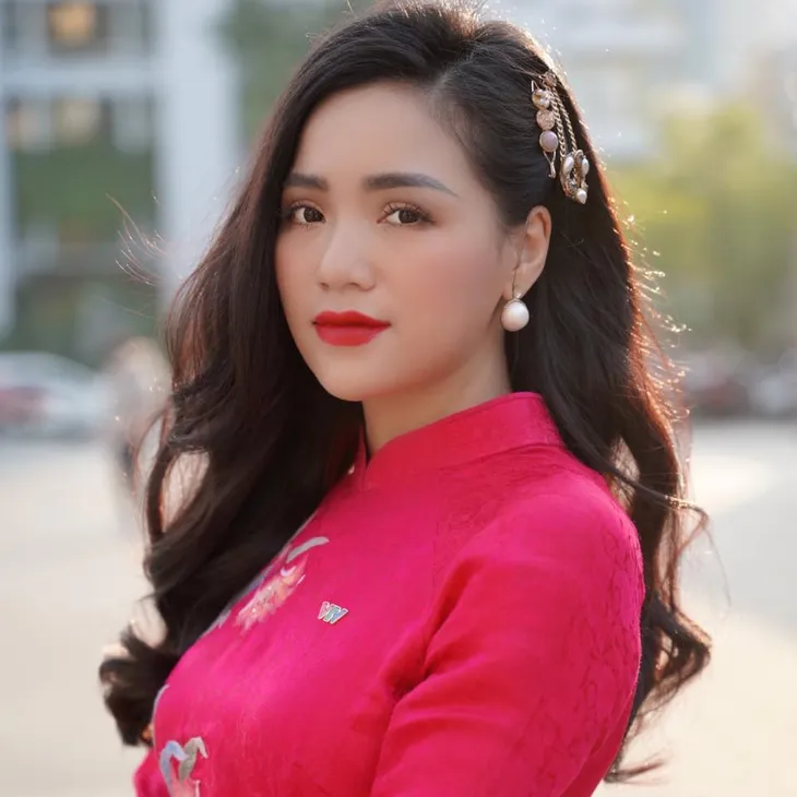 Dàn MC VTV khoe áo dài đón xuân - Ảnh 8. Dàn MC VTV khoe áo dài đón xuân - Ảnh 8.