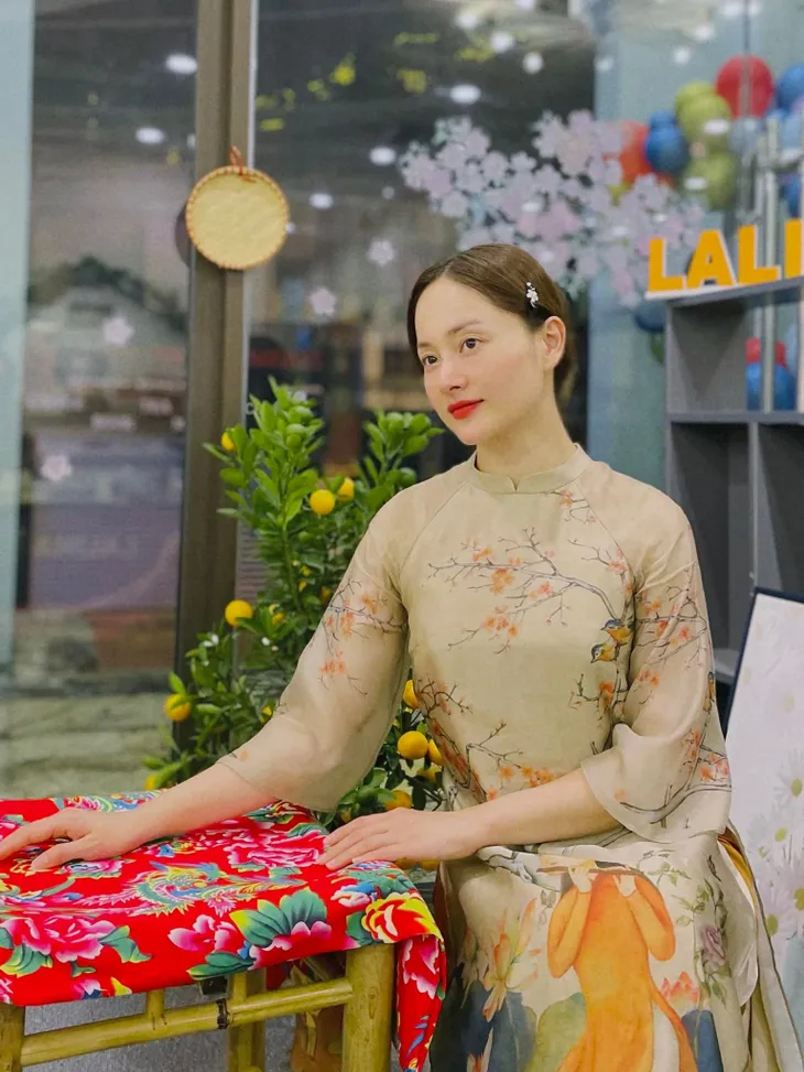 Lan Phương dịu dàng hoá cô gái mùa Xuân - Ảnh 7. Lan Phương dịu dàng hoá cô gái mùa Xuân - Ảnh 7.