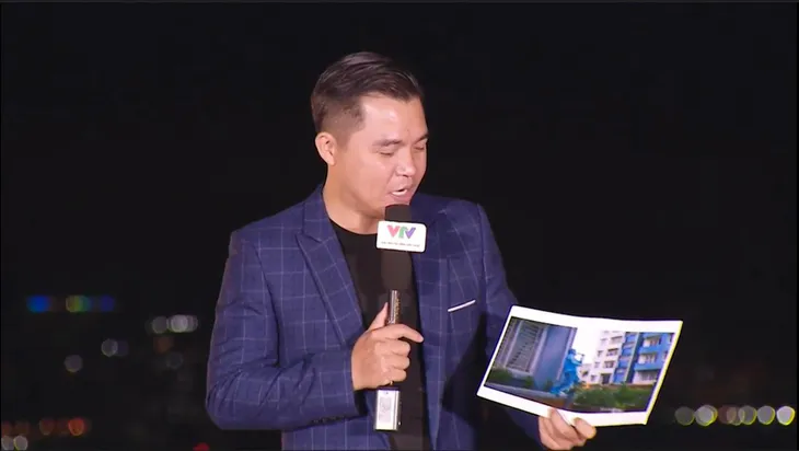 Gala Việc tử tế 2022: Vì đất nước cần những trái tim dựng sân khấu tại 3 miền, sân khấu trên sân trực thăng - Ảnh 9. Gala Việc tử tế 2022: Vì đất nước cần những trái tim dựng sân khấu tại 3 miền, sân khấu trên sân trực thăng - Ảnh 9.