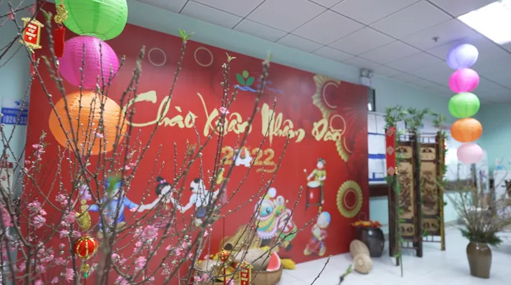 Tết xa nhà của các bệnh nhi ung thư - Ảnh 2.