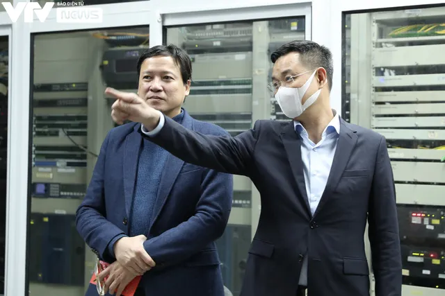 Lãnh đạo Đài THVN thăm và chúc Tết các đơn vị trong đêm Giao thừa - Ảnh 7. Lãnh đạo Đài THVN thăm và chúc Tết các đơn vị trong đêm Giao thừa - Ảnh 7.