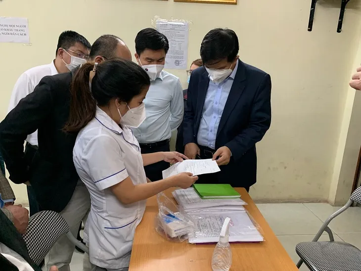 Bệnh viện tuyến Trung ương hỗ trợ Hà Nội chống dịch - Ảnh 2. Bệnh viện tuyến Trung ương hỗ trợ Hà Nội chống dịch - Ảnh 2.
