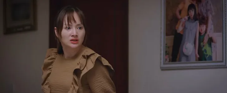 Thương ngày nắng về - Tập 24: Phóng uế bừa bãi, Messi của Đức bị Khánh cho ăn guốc - Ảnh 1. Thương ngày nắng về - Tập 24: Phóng uế bừa bãi, Messi của Đức bị Khánh cho ăn guốc - Ảnh 1.