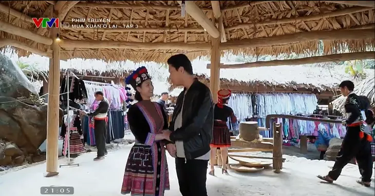 Mùa xuân ở lại - Tập 3: Nghĩa lại cứu Hòa khi suýt bị cưỡng hiếp - Ảnh 1. Mùa xuân ở lại - Tập 3: Nghĩa lại cứu Hòa khi suýt bị cưỡng hiếp - Ảnh 1.