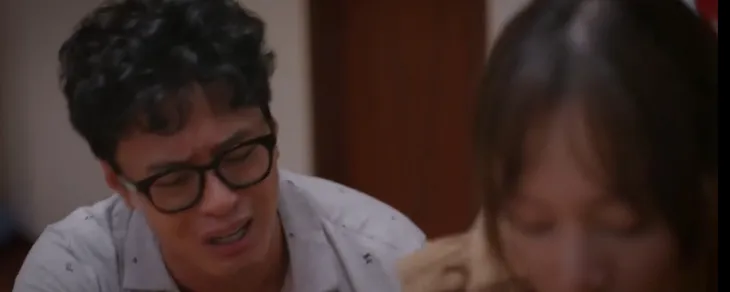 Thương ngày nắng về - Tập 24: Bà Nga đến quán cà phê của Phong làm ầm ĩ khi biết tin Vân có bầu - Ảnh 9. Thương ngày nắng về - Tập 24: Bà Nga đến quán cà phê của Phong làm ầm ĩ khi biết tin Vân có bầu - Ảnh 9.
