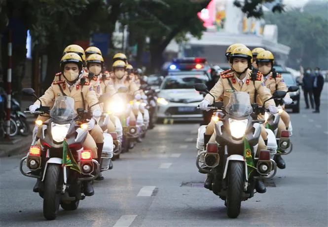 Phó Thủ tướng Phạm Bình Minh phát động Năm An toàn giao thông 2022 - Ảnh 3. Phó Thủ tướng Phạm Bình Minh phát động Năm An toàn giao thông 2022 - Ảnh 3.