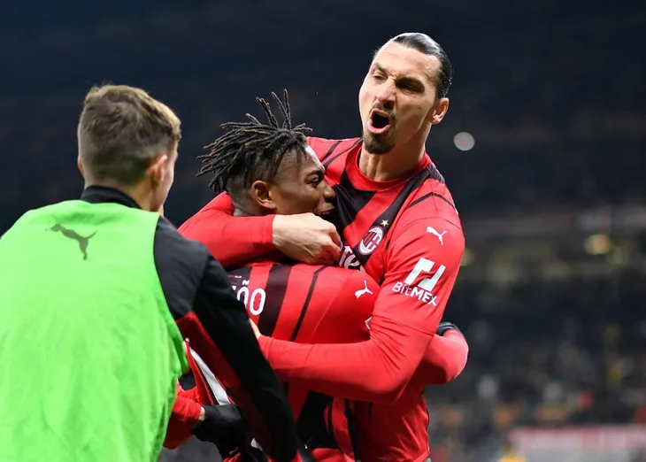 AC Milan vượt qua AS Roma trên sân nhà - Ảnh 3. AC Milan vượt qua AS Roma trên sân nhà - Ảnh 3.