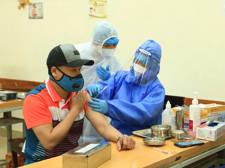 Bộ trưởng Bộ Y tế: Tiềm ẩn nguy cơ gia tăng ca COVID-19 sau dịp Tết - Ảnh 1. Bộ trưởng Bộ Y tế: Tiềm ẩn nguy cơ gia tăng ca COVID-19 sau dịp Tết - Ảnh 1.