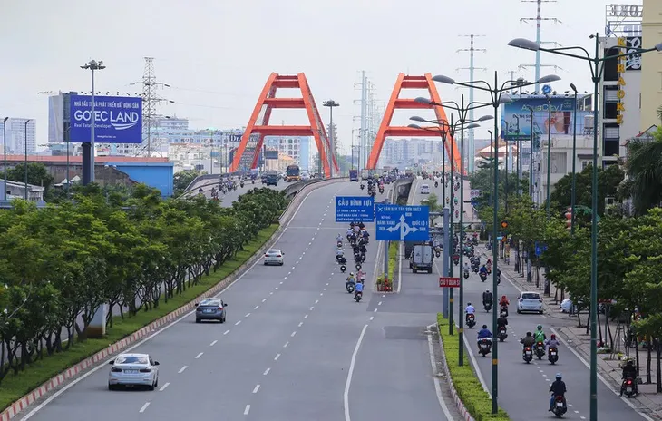 Nhiều thách thức phát triển kinh tế TP Hồ Chí Minh năm 2022 - Ảnh 2. Nhiều thách thức phát triển kinh tế TP Hồ Chí Minh năm 2022 - Ảnh 2.