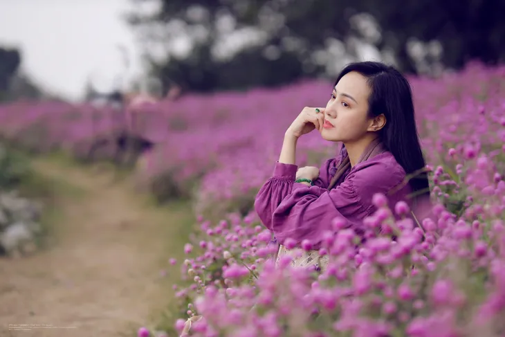BTV Hoài Anh khoe mặt mộc đẹp ngỡ ngàng giữa rừng hoa - Ảnh 8. BTV Hoài Anh khoe mặt mộc đẹp ngỡ ngàng giữa rừng hoa - Ảnh 8.