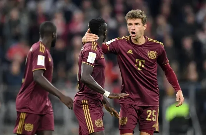 Thắng nhàn Leverkusen, Bayern Munich kết thúc mạch trận thất vọng - Ảnh 3. Thắng nhàn Leverkusen, Bayern Munich kết thúc mạch trận thất vọng - Ảnh 3.