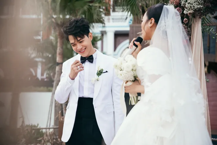 Diệu Nhi - Anh Tú rạng ngời hạnh phúc trong lễ cưới - Ảnh 8. Diệu Nhi - Anh Tú rạng ngời hạnh phúc trong lễ cưới - Ảnh 8.