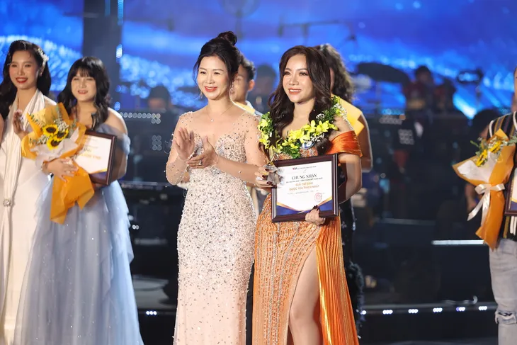 Đoàn Hồng Hạnh nhận giải Thí sinh được yêu thích nhất trên VTVGo - Ảnh 1. Đoàn Hồng Hạnh nhận giải Thí sinh được yêu thích nhất trên VTVGo - Ảnh 1.