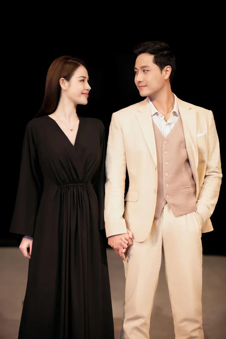 Diễn viên Việt tuần qua: Hồng Diễm đọ sắc với Lan Phương - Ảnh 9. Diễn viên Việt tuần qua: Hồng Diễm đọ sắc với Lan Phương - Ảnh 9.