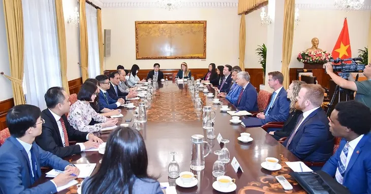 Quốc hội Hoa Kỳ coi Việt Nam là một trong những đối tác hàng đầu ở khu vực - Ảnh 1. Quốc hội Hoa Kỳ coi Việt Nam là một trong những đối tác hàng đầu ở khu vực - Ảnh 1.