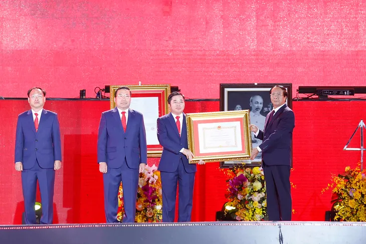 Phổ Yên nỗ lực để xứng tầm động lực phát triển của tỉnh Thái Nguyên - Ảnh 3. Phổ Yên nỗ lực để xứng tầm động lực phát triển của tỉnh Thái Nguyên - Ảnh 3.