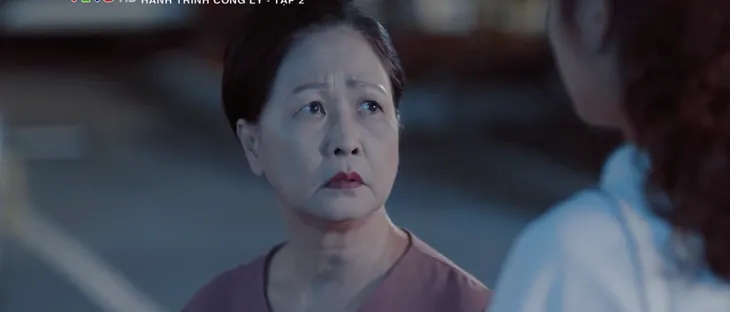 Hành trình công lý - Tập 2: Xem clip nóng của chồng, Phương nôn thốc nôn tháo - Ảnh 3.