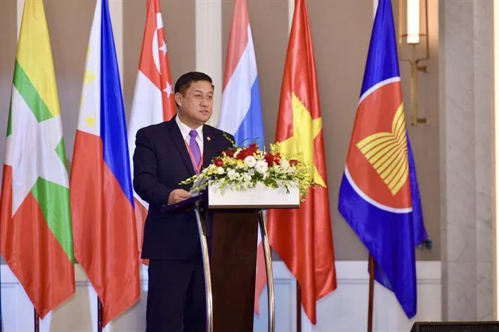 “Giáo dục cần dựa trên những nguyên tắc hợp tác, cộng tác và đoàn kết” - Ảnh 4. “Giáo dục cần dựa trên những nguyên tắc hợp tác, cộng tác và đoàn kết” - Ảnh 4.