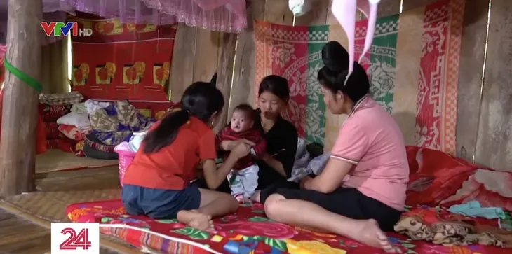 Cặp lá yêu thương: Rào cản vô hình - Ảnh 1. Cặp lá yêu thương: Rào cản vô hình - Ảnh 1.
