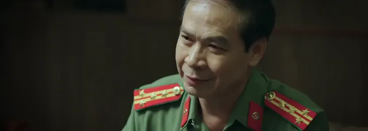 Đấu trí - Tập 63: Đại úy Vũ được giao lại án, Đông bị đặt máy nghe lén - Ảnh 2.