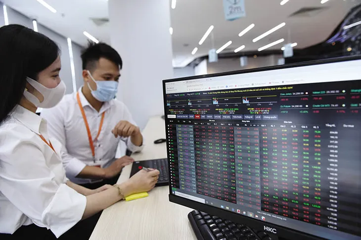 Cổ phiếu ngân hàng phục hồi - “bệ đỡ” cho thị trường - Ảnh 1. Cổ phiếu ngân hàng phục hồi - “bệ đỡ” cho thị trường - Ảnh 1.
