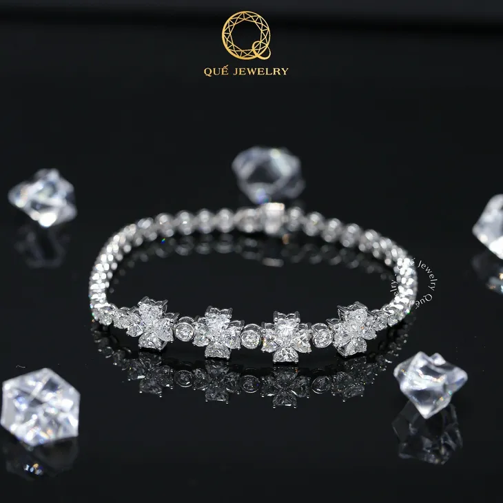 Quế Jewelry – Trang sức kim cương cao cấp uy tín, chất lượng - Ảnh 3. Quế Jewelry – Trang sức kim cương cao cấp uy tín, chất lượng - Ảnh 3.