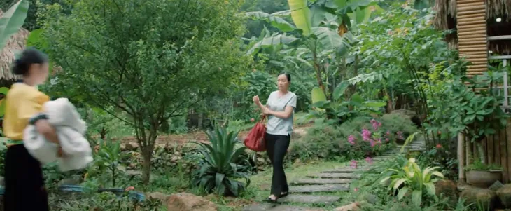 Thông gia ngõ hẹp - Tập 9: Linh giấu tung tích cụ Thập, nhiều ngày không gặp Phan - Ảnh 16. Thông gia ngõ hẹp - Tập 9: Linh giấu tung tích cụ Thập, nhiều ngày không gặp Phan - Ảnh 16.