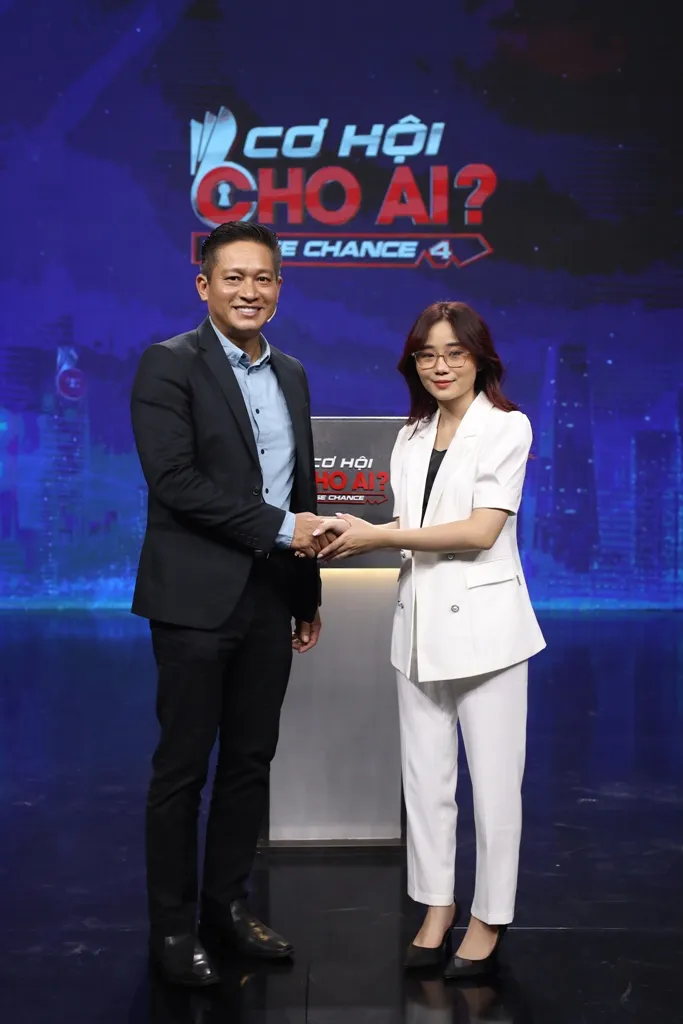 Giải bài toán xây dựng fanpage đạt trăm ngàn follow, Gen Z được 4 Sếp tranh nhau chiêu mộ - Ảnh 5. Giải bài toán xây dựng fanpage đạt trăm ngàn follow, Gen Z được 4 Sếp tranh nhau chiêu mộ - Ảnh 5.
