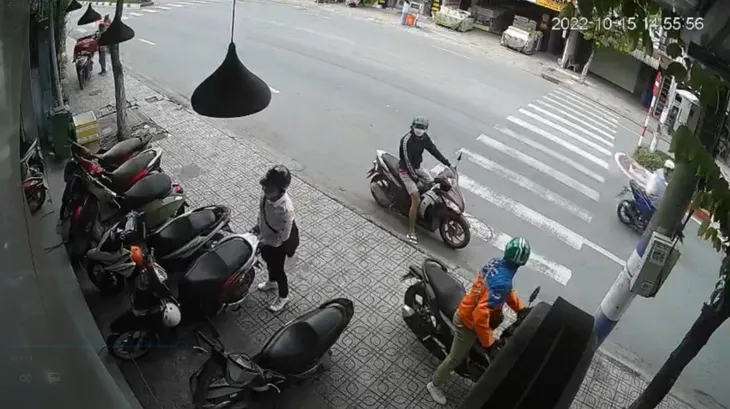Băng nhóm đội lốt shipper, trộm hàng loạt xe máy ở Bình Dương - Ảnh 1. Băng nhóm đội lốt shipper, trộm hàng loạt xe máy ở Bình Dương - Ảnh 1.