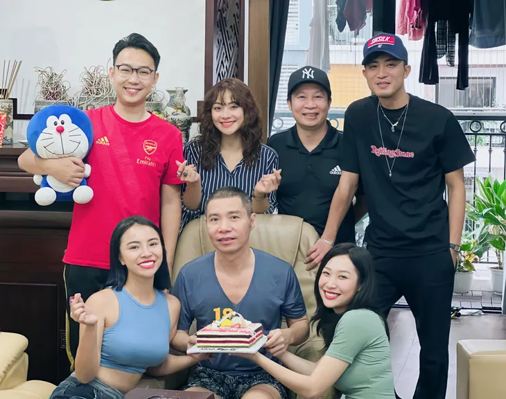 Diễn viên Việt tuần qua: Việt Anh hẹn hò Quỳnh Nga bên Nga? - Ảnh 3. Diễn viên Việt tuần qua: Việt Anh hẹn hò Quỳnh Nga bên Nga? - Ảnh 3.