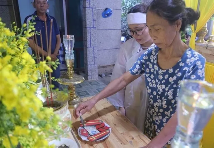 Chuyện cảm động về chiến sĩ đi cứu dân, bị tai nạn hy sinh trong mưa bão - Ảnh 2. Chuyện cảm động về chiến sĩ đi cứu dân, bị tai nạn hy sinh trong mưa bão - Ảnh 2.