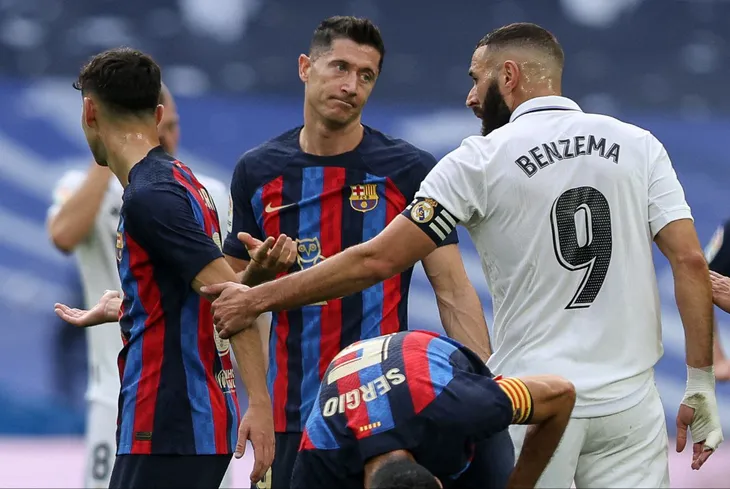 Xavi chạm mốc đáng buồn trong ngày Barca đại bại trước Real Madrid - Ảnh 1. Xavi chạm mốc đáng buồn trong ngày Barca đại bại trước Real Madrid - Ảnh 1.