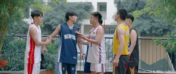 Hành trình công lý - Tập 4: Hoàng lộ quá khứ dơ dáy, quỳ gối xin Phương đừng ly hôn - Ảnh 13.