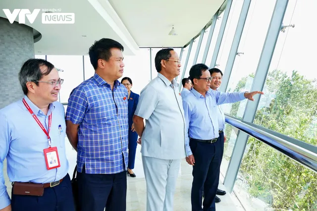 Phó Chủ tịch Quốc hội Trần Quang Phương tiếp xúc cử tri tại Công ty BSR - Ảnh 6. Phó Chủ tịch Quốc hội Trần Quang Phương tiếp xúc cử tri tại Công ty BSR - Ảnh 6.