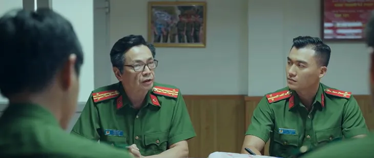 Đấu trí - Tập 64: Đại tá Giang trực tiếp về điều tra, nhóm lợi ích họp bàn gấp - Ảnh 2. Đấu trí - Tập 64: Đại tá Giang trực tiếp về điều tra, nhóm lợi ích họp bàn gấp - Ảnh 2.