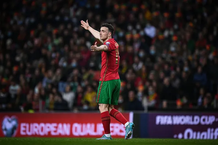 Diogo Jota tạm biệt World Cup 2022 vì chấn thương - Ảnh 1. Diogo Jota tạm biệt World Cup 2022 vì chấn thương - Ảnh 1.
