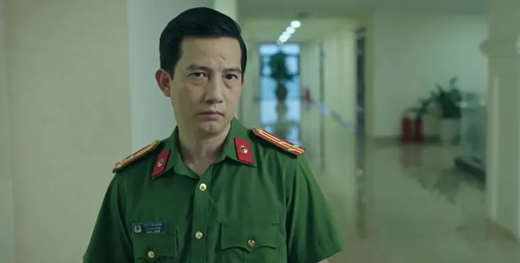 Đấu trí - Tập 64: Đại tá Giang trực tiếp về điều tra, nhóm lợi ích họp bàn gấp - Ảnh 1. Đấu trí - Tập 64: Đại tá Giang trực tiếp về điều tra, nhóm lợi ích họp bàn gấp - Ảnh 1.