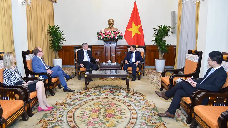 OECD tiếp tục đồng hành cùng Việt Nam trong thực hiện các mục tiêu phát triển bền vững - Ảnh 2. OECD tiếp tục đồng hành cùng Việt Nam trong thực hiện các mục tiêu phát triển bền vững - Ảnh 2.