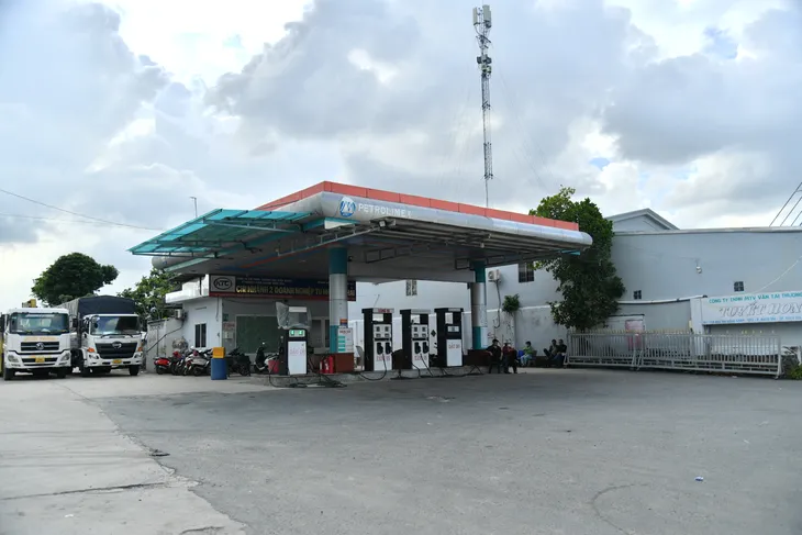 Bộ Công Thương tiếp tục tháo gỡ khó khăn cho doanh nghiệp kinh doanh xăng dầu - Ảnh 1. Bộ Công Thương tiếp tục tháo gỡ khó khăn cho doanh nghiệp kinh doanh xăng dầu - Ảnh 1.