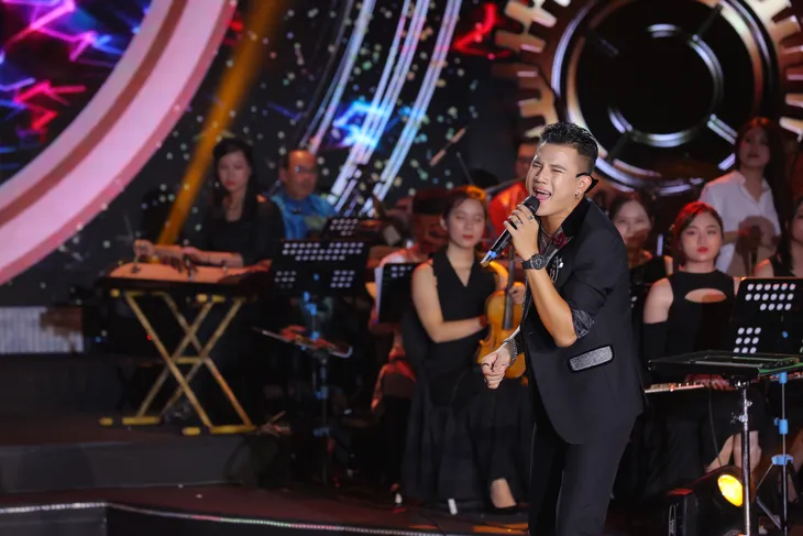 Sao Mai 2022: Top 3 phong cách Nhạc nhẹ sẵn sàng cháy trong đêm thi thứ ba - Ảnh 8. Sao Mai 2022: Top 3 phong cách Nhạc nhẹ sẵn sàng cháy trong đêm thi thứ ba - Ảnh 8.