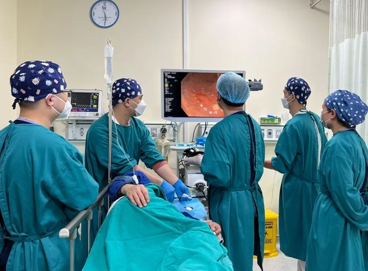 Phương pháp phát hiện sớm viêm loét, H.P dạ dày và điều trị K dạ dày không phẫu thuật - Ảnh 1. Phương pháp phát hiện sớm viêm loét, H.P dạ dày và điều trị K dạ dày không phẫu thuật - Ảnh 1.