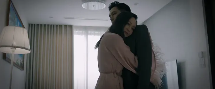 Hành trình công lý - Tập 6: Sếp Phó tổng vừa bị bắt, vợ con, mẹ già đã bị hàng xóm hắt hủi - Ảnh 8. Hành trình công lý - Tập 6: Sếp Phó tổng vừa bị bắt, vợ con, mẹ già đã bị hàng xóm hắt hủi - Ảnh 8.
