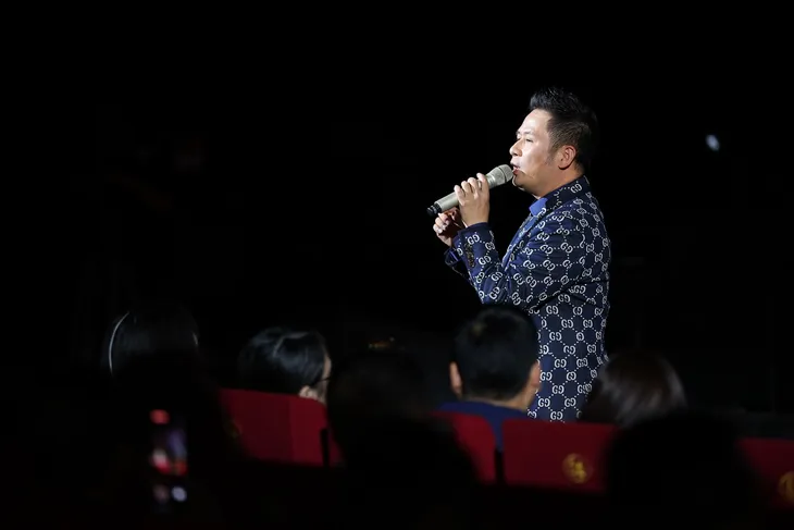 Bằng Kiều say sưa hát quá nửa đêm trong live concert Người Tình - Ảnh 12. Bằng Kiều say sưa hát quá nửa đêm trong live concert Người Tình - Ảnh 12.