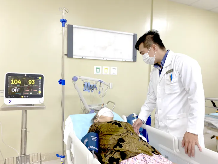 Cúm mùa có thể nghiêm trọng về cuối năm, cần đối phó như thế nào? - Ảnh 1. Cúm mùa có thể nghiêm trọng về cuối năm, cần đối phó như thế nào? - Ảnh 1.
