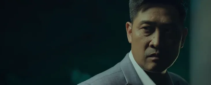 Đấu trí - Tập 67: Boss ra lệnh Đinh Hoàng Đức đi nước ngoài, nếu ở lại sẽ chết - Ảnh 2. Đấu trí - Tập 67: Boss ra lệnh Đinh Hoàng Đức đi nước ngoài, nếu ở lại sẽ chết - Ảnh 2.