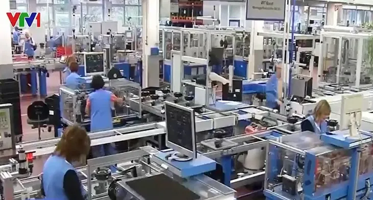 Đức điều chỉnh hệ thống nhập cư, thu hút lao động tay nghề cao - Ảnh 1. Đức điều chỉnh hệ thống nhập cư, thu hút lao động tay nghề cao - Ảnh 1.