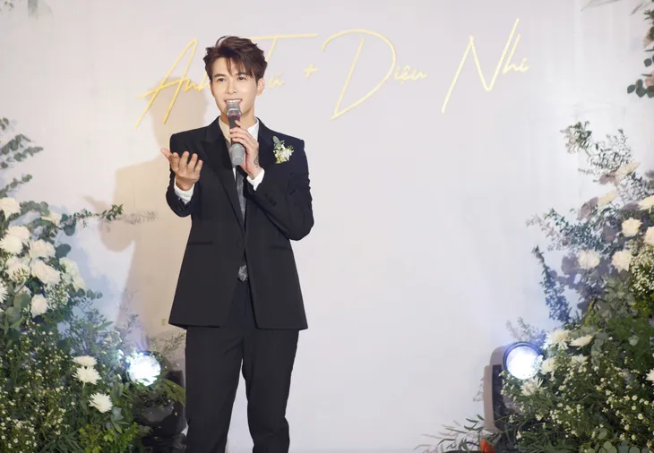 Diệu Nhi - Anh Tú song ca trong tiệc cưới ở Hà Nội - Ảnh 3. Diệu Nhi - Anh Tú song ca trong tiệc cưới ở Hà Nội - Ảnh 3.